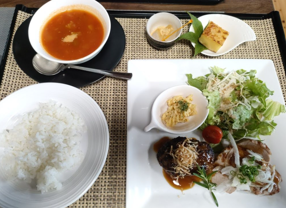 津山市ランチグーテのお肉ランチ１